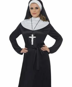 Fun Place Accessories Ornate Cross Pendant