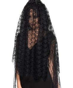 Fun Place Black Widow Veil