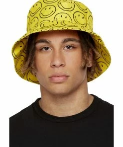 Fun Place Decades & Eras Smiley Printed Bucket Hat