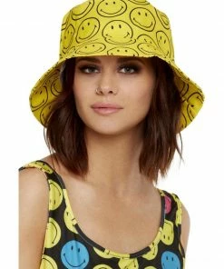Fun Place Smiley Printed Bucket Hat Decades & Eras