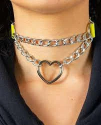 Fun Place Festivals Chain Heart Collar - Various Colours 6 Fun Place Festivals Chain Heart Collar - Various Colours